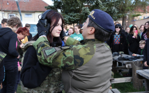 soucasti_programu_pokos_byly_i_ukazky_vyzbroje.008.jpg